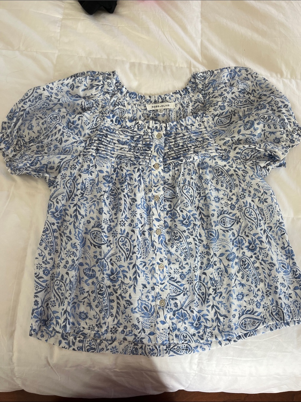 Rose & Olive Blue and White Paisley Puff-Sleeve Top